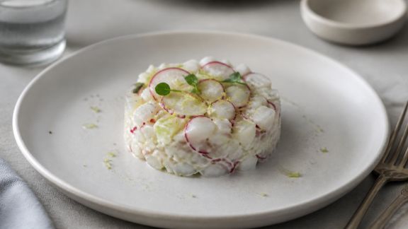 Tartare de radis, pomme verte et yaourt citronné