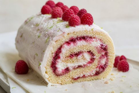 Gâteau roulé framboise-citron vert : fraîcheur acidulée