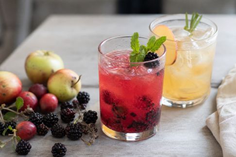 Cocktails de récolte urbaine : réaliser vos recettes avec des fruits de la ville